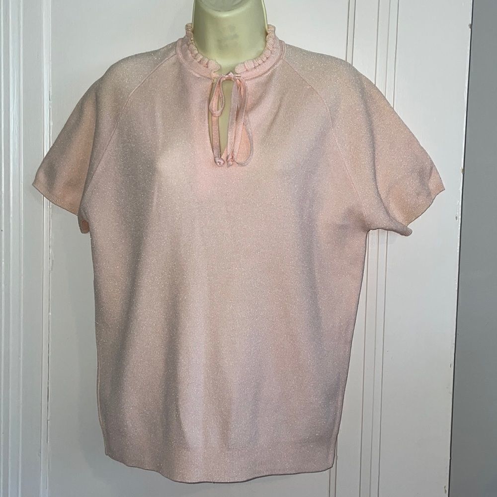 Vtg 60s/70s light peachy pink polyester knit top